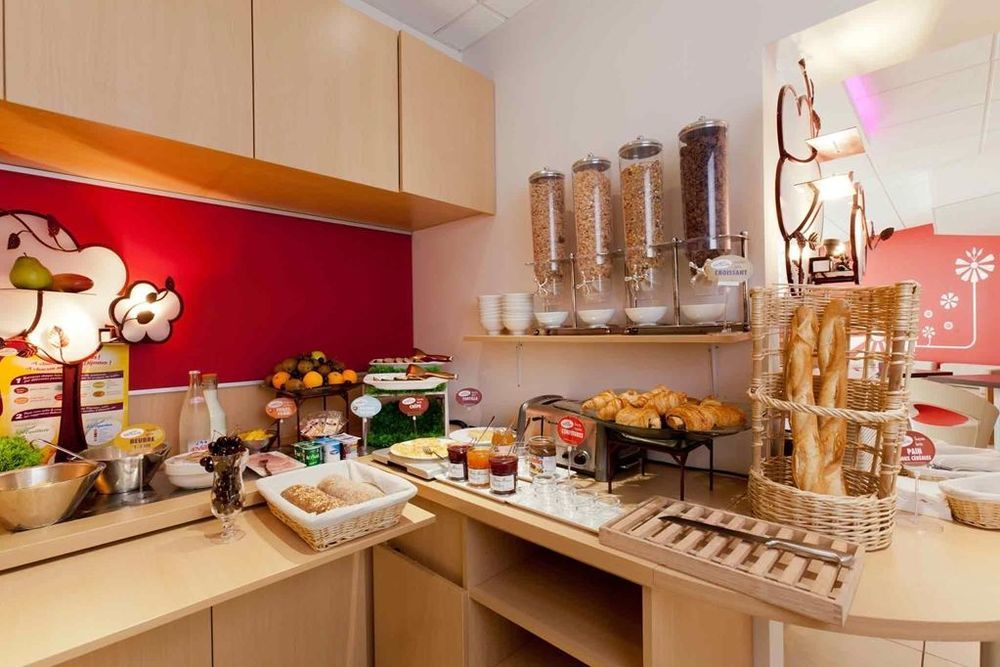 فندق Ibis Auxerre Centre المطعم الصورة